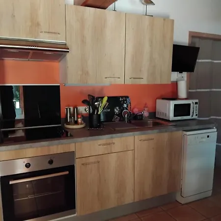 Les Iris * Nalliers (Vendee)